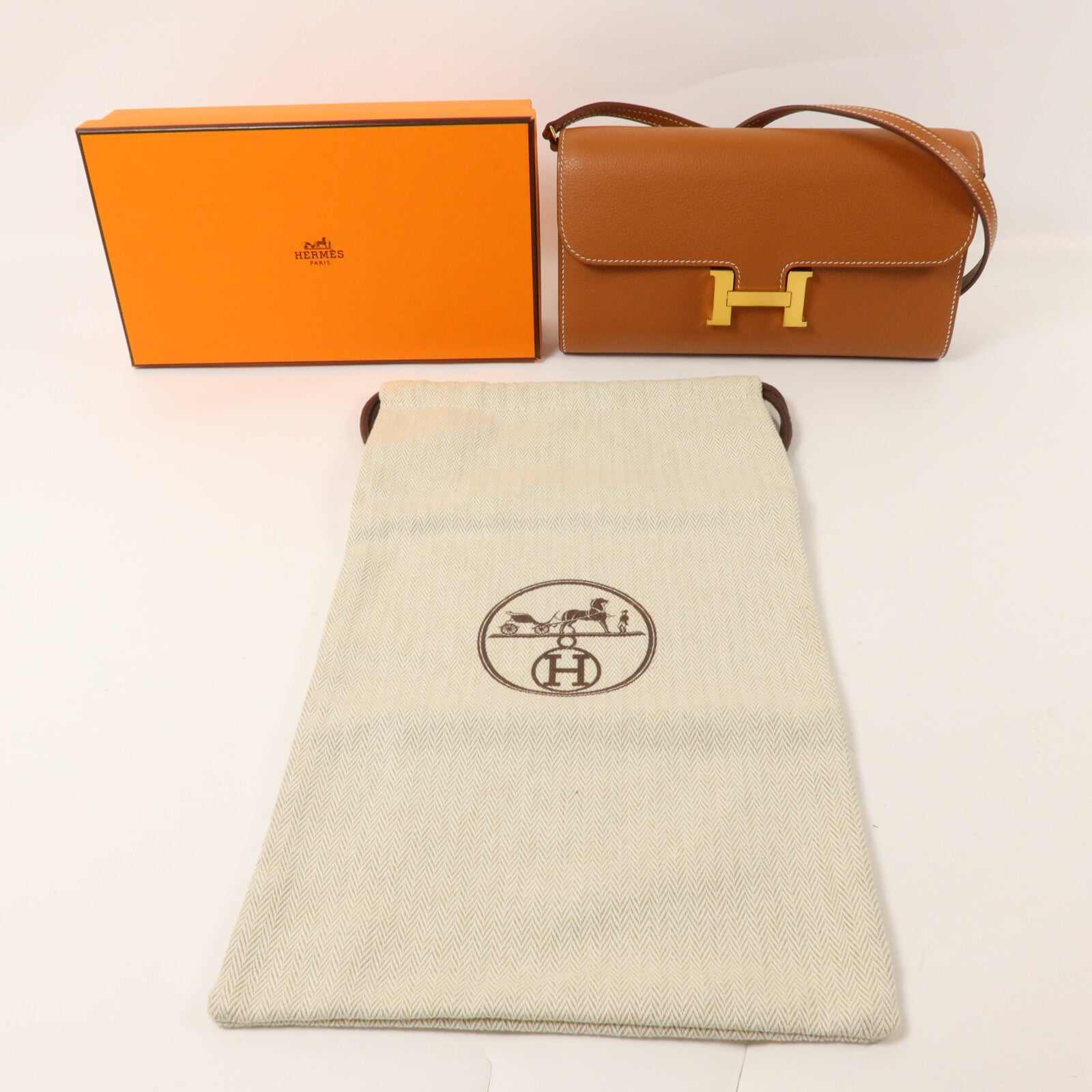 HERMES Evercolor皮革Constance To Go肩背袋Gold
