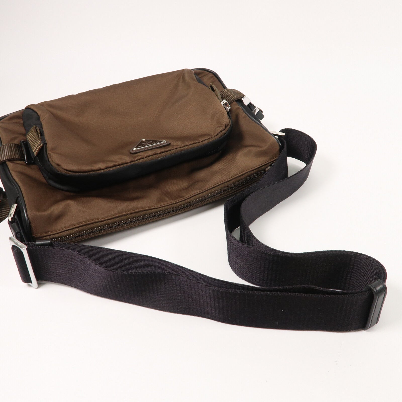 PRADA 尼龍Shoulder Bag(Re-Nylon)肩背袋