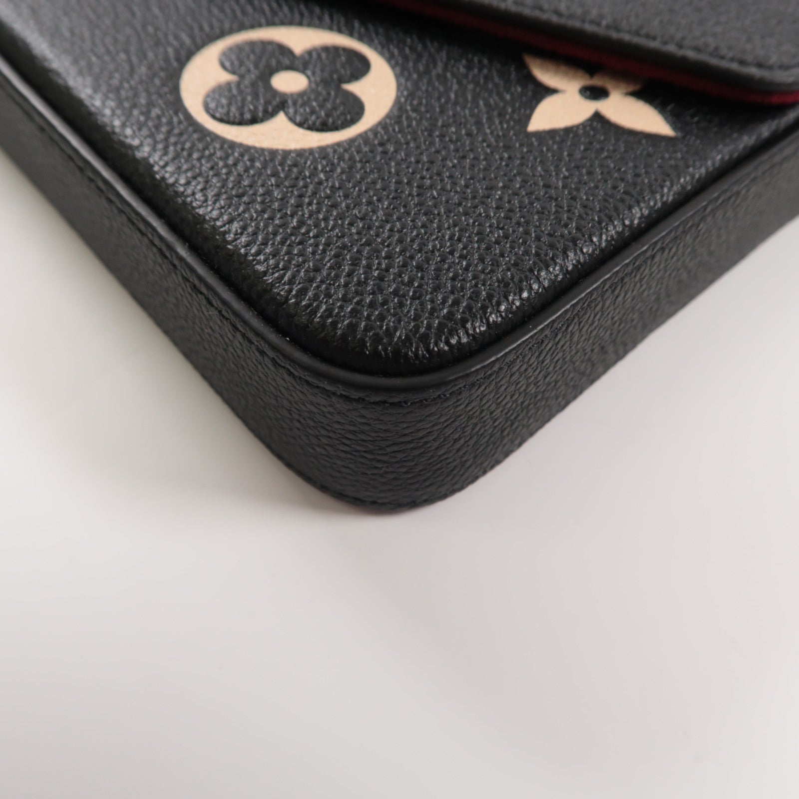LOUIS VUITTON Monogram Empreinte Felicie Pochette鏈帶肩背袋黑色/米色