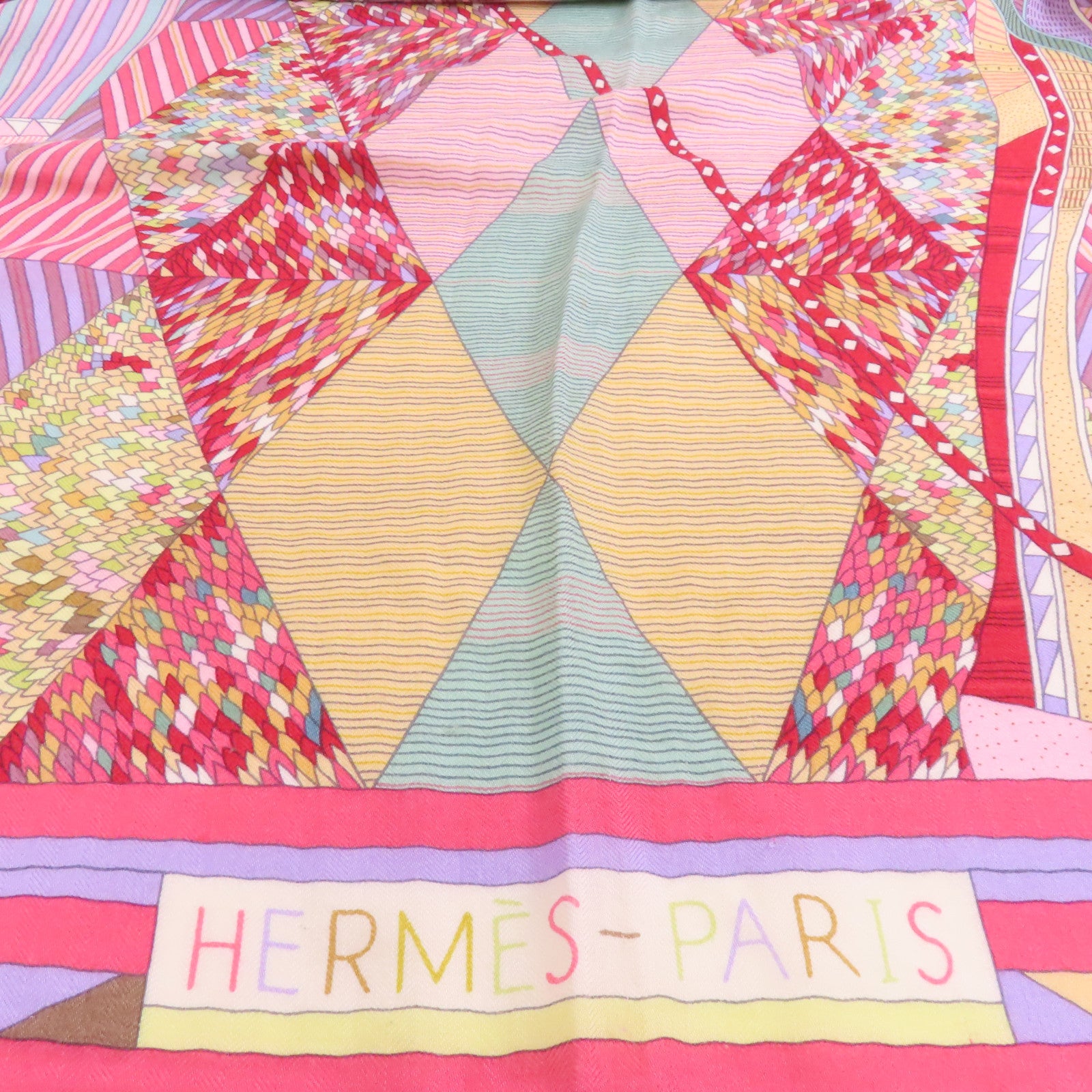 HERMES 羊絨/絲質Scarf圍巾粉紅色/多色