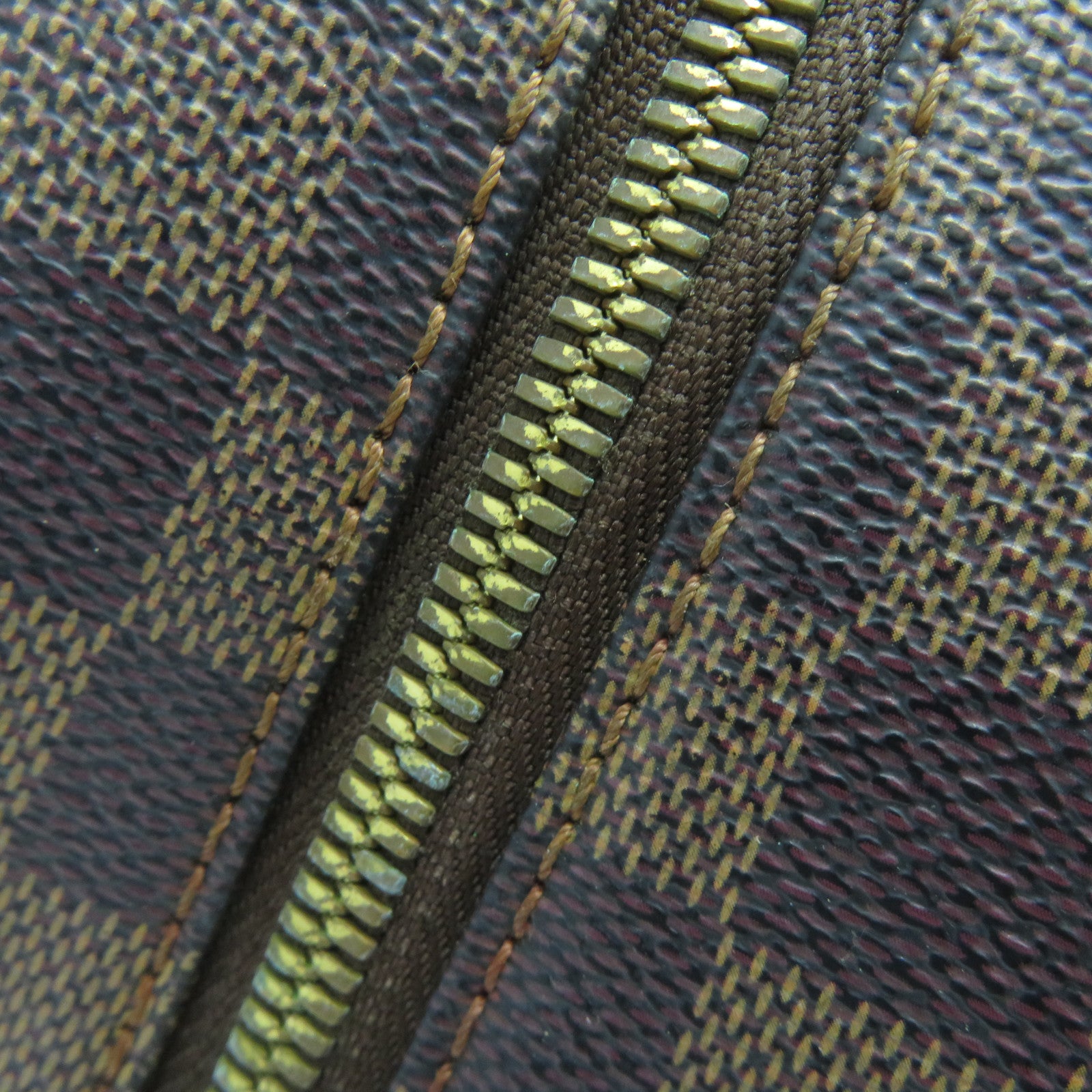 LOUIS VUITTON Damier Rivera MM金扣手挽袋啡色