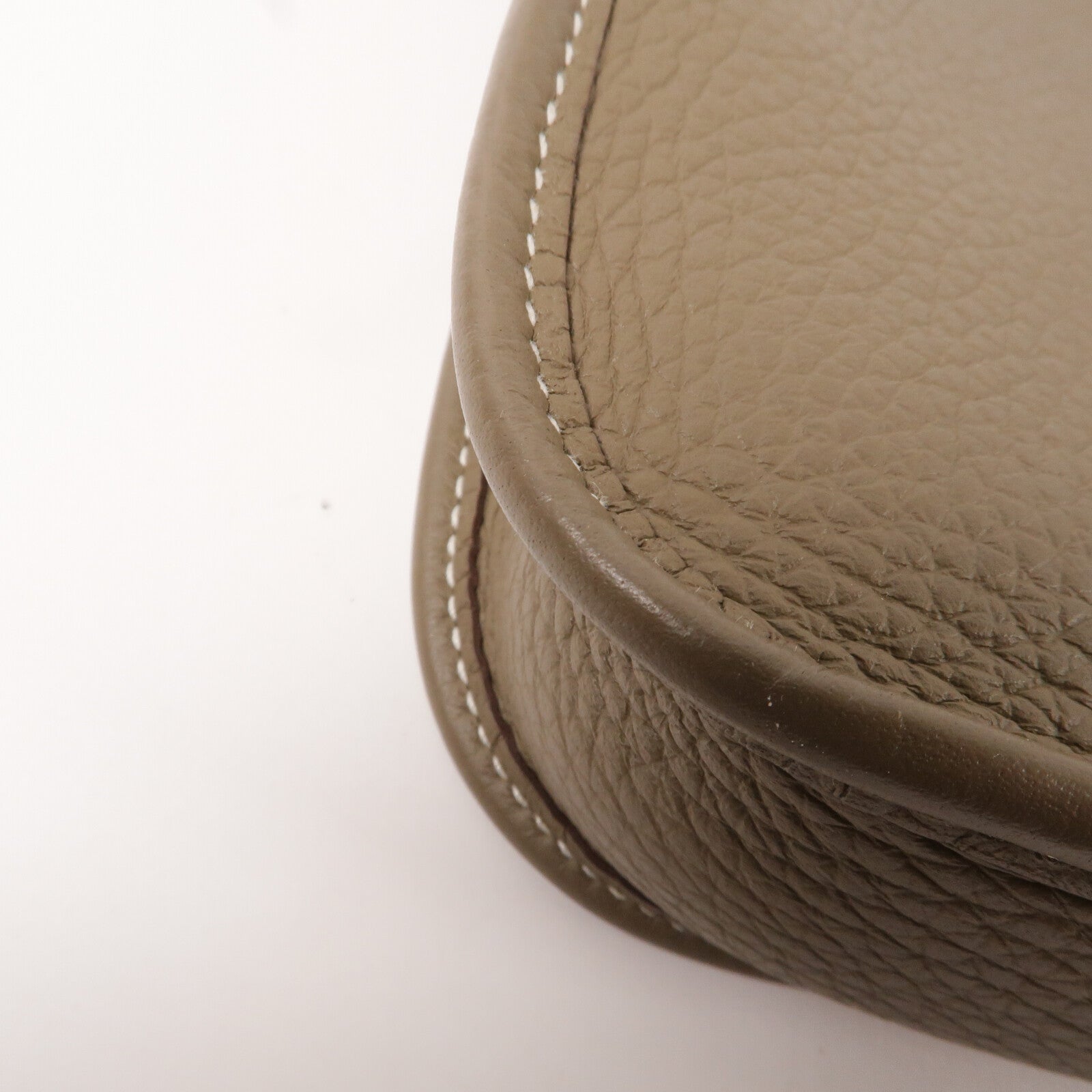 HERMES Clemence皮革Evelyne TPM肩背袋Etoupe