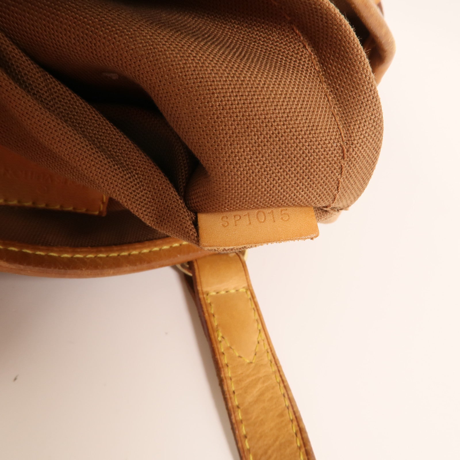 LOUIS VUITTON Monogram Batignolles金扣手挽袋