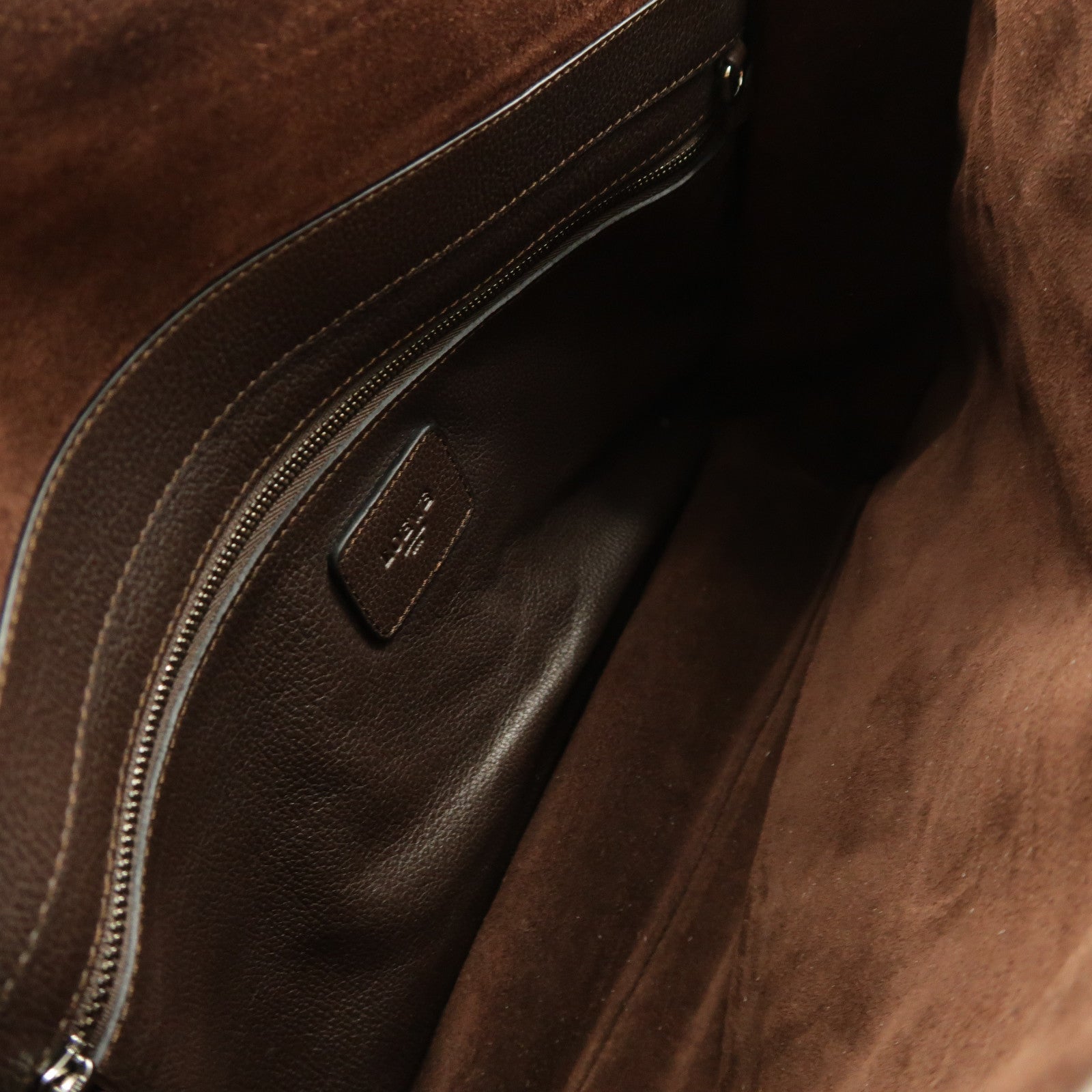 LOEWE 牛皮皮革Shoulder Bag銀扣肩背袋啡色