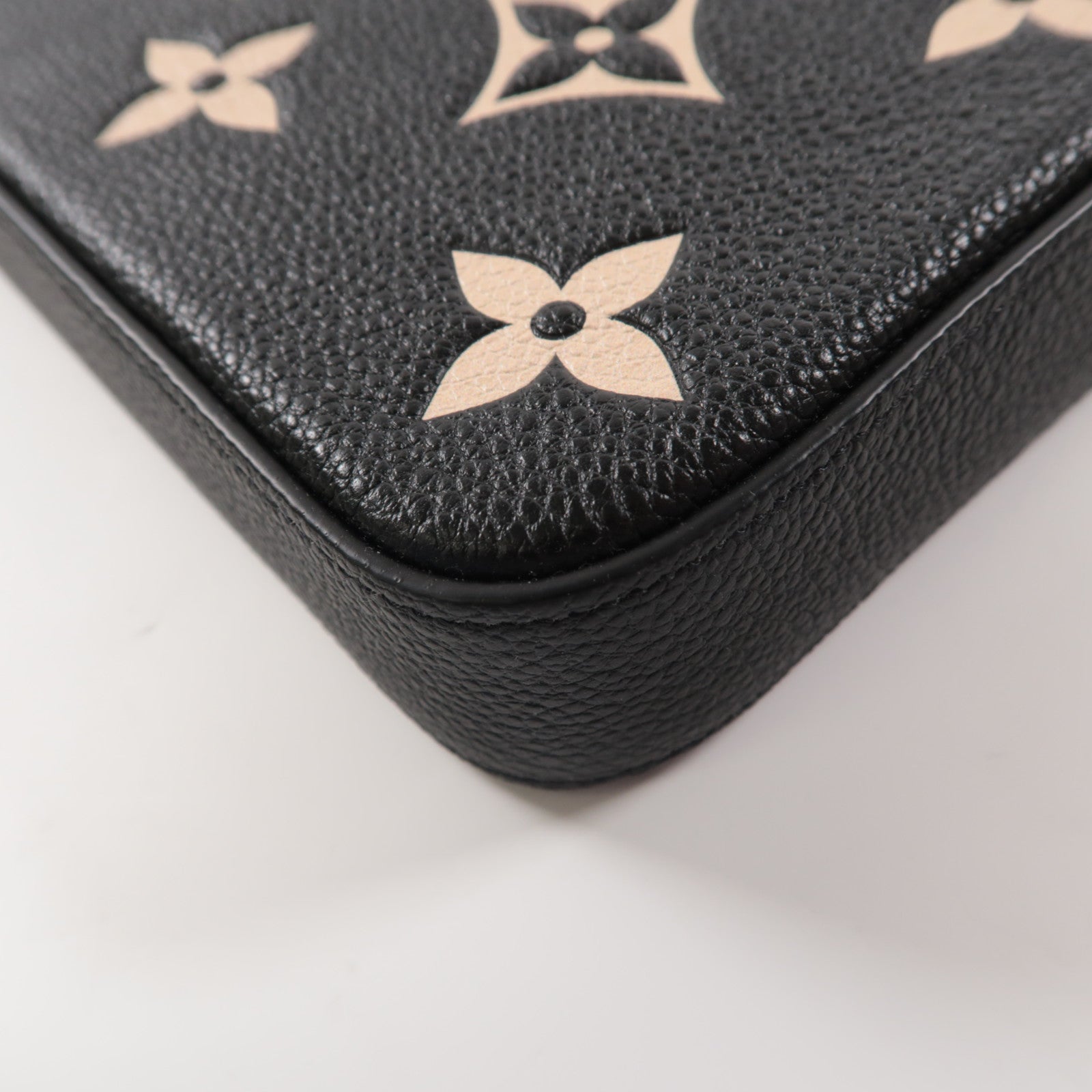 LOUIS VUITTON Monogram Empreinte Felicie Pochette鏈帶肩背袋黑色/米色