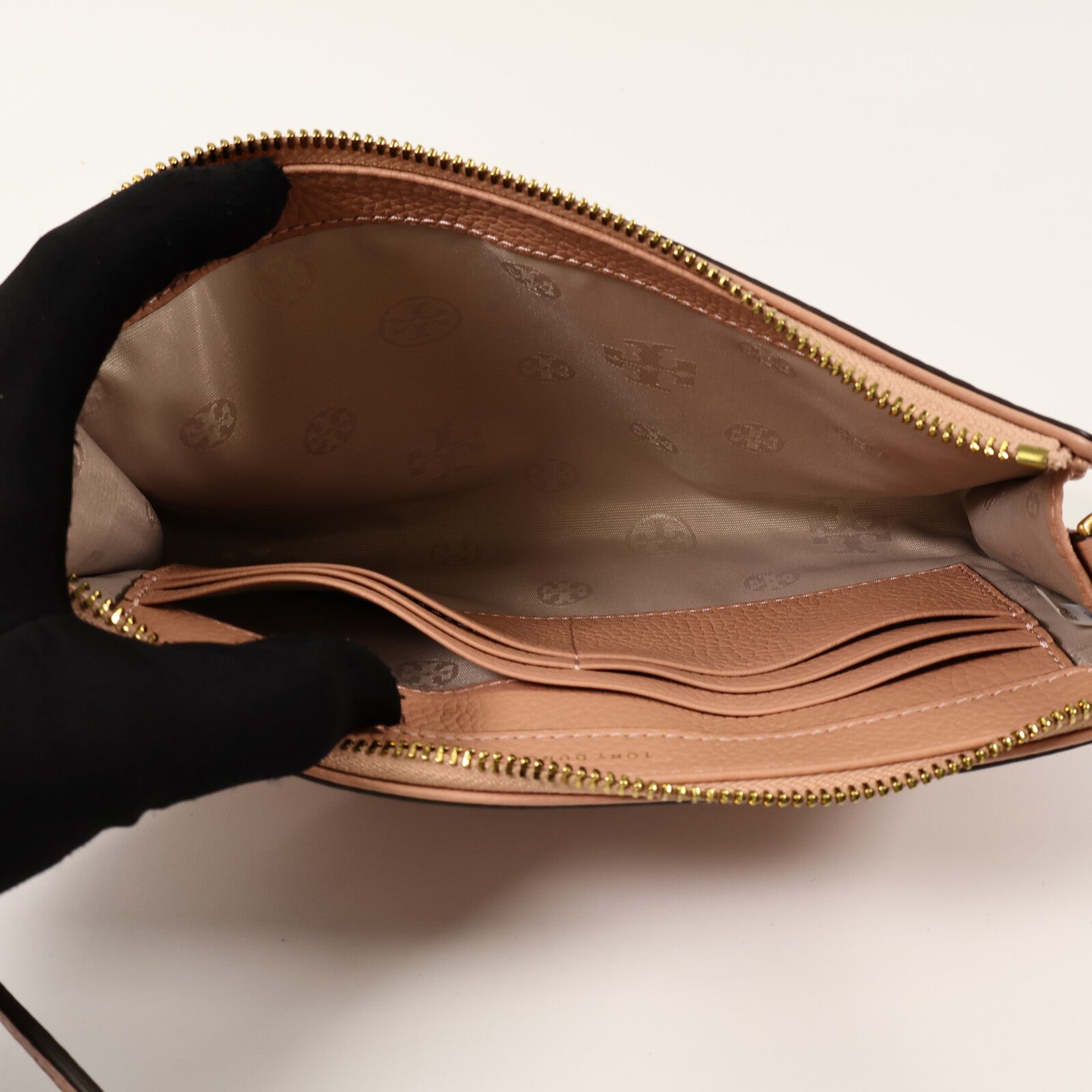 Tory Burch 牛皮皮革Blake Slim Crossbody Bag肩背袋