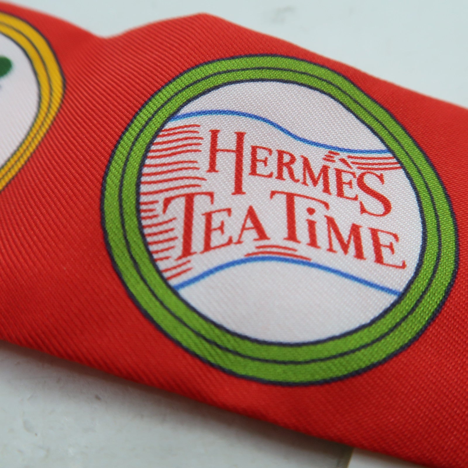 HERMES 【激減優惠】絲質Valentine's Twilly絲巾粉紅色/紅色