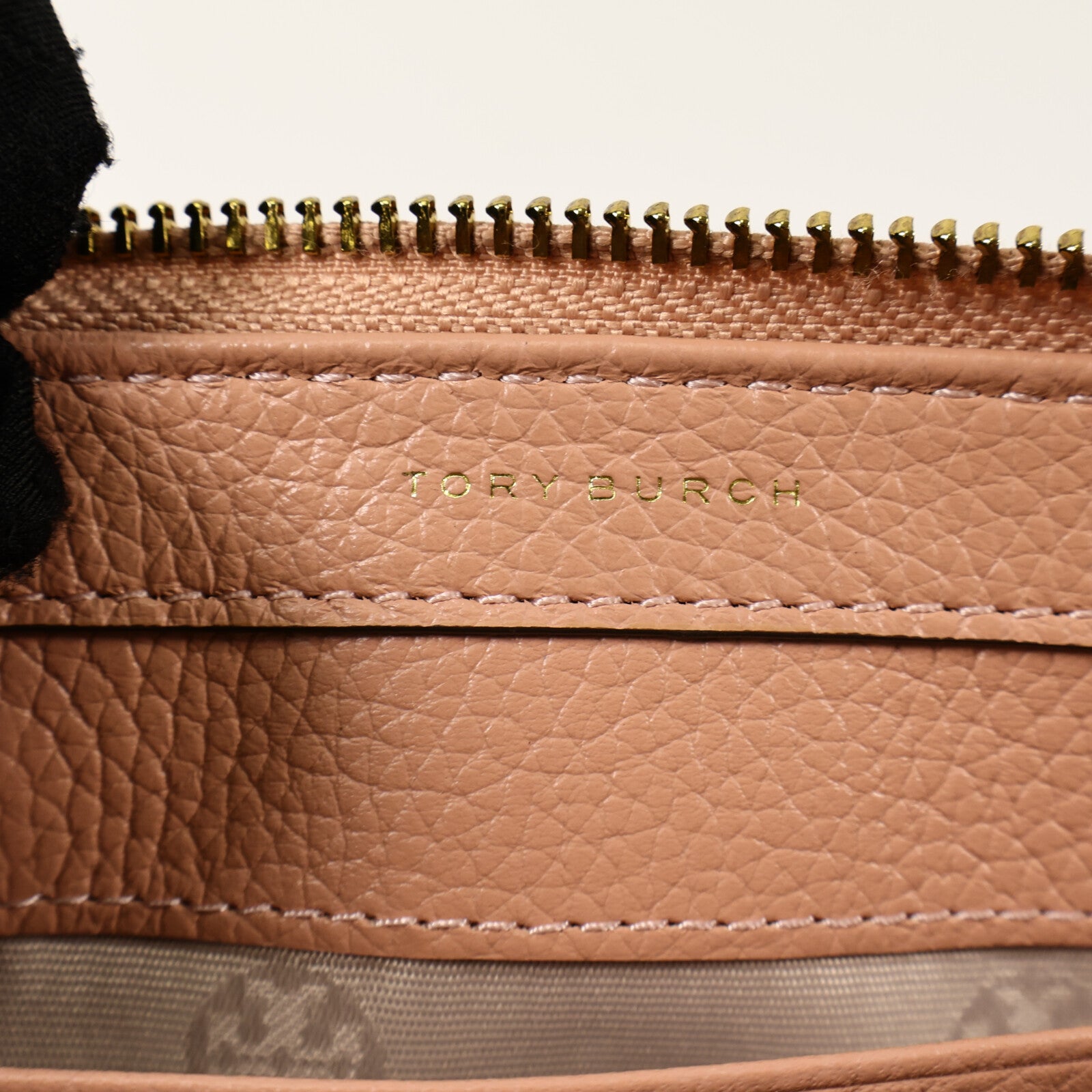 Tory Burch 牛皮皮革Blake Slim Crossbody Bag肩背袋