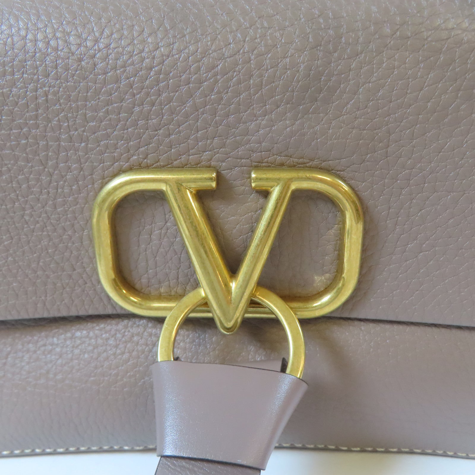 Valentino 牛皮皮革V Ring 2 Way Shoulder Bag金扣手挽肩背兩用袋灰色