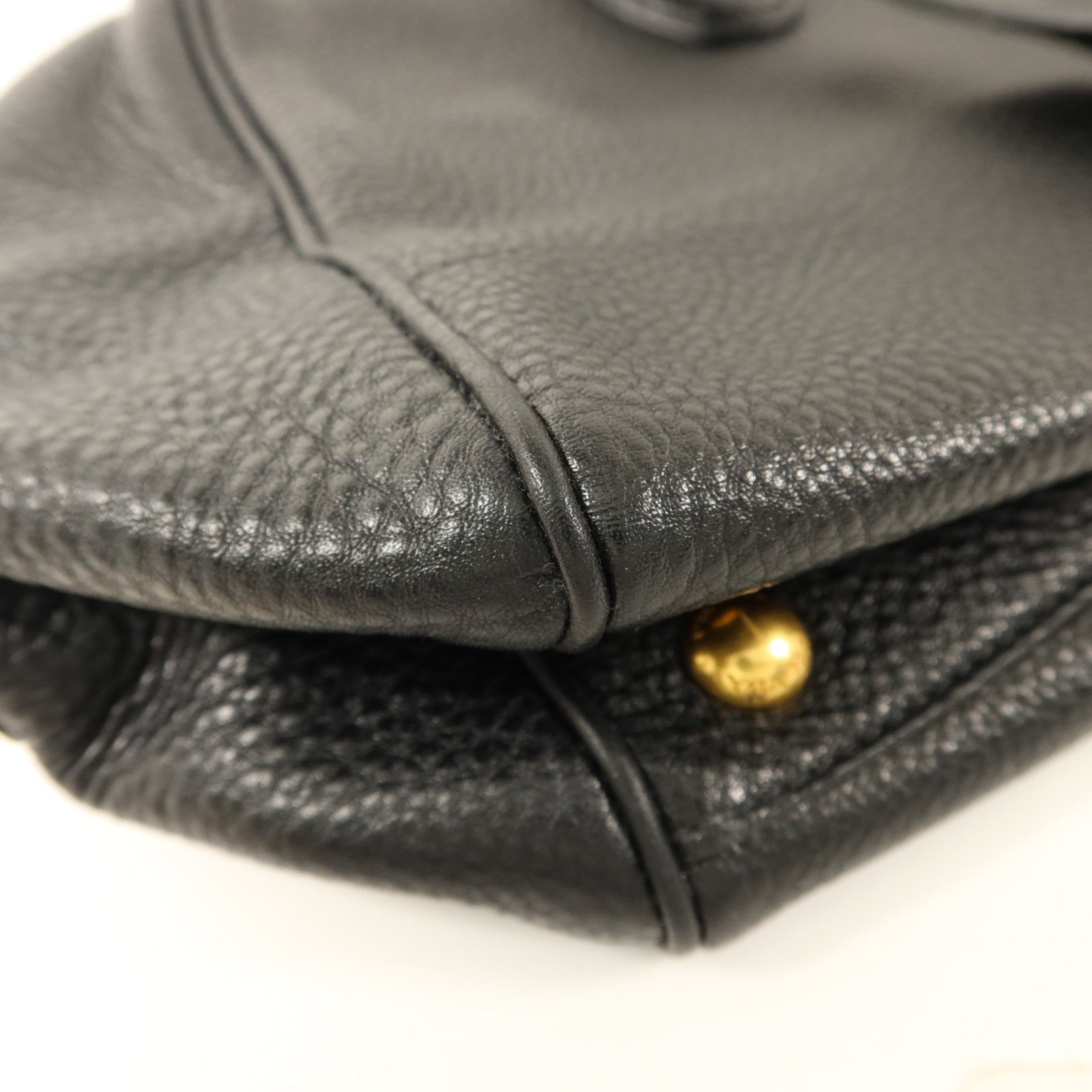 PRADA 牛皮皮革Shoulder Bag金扣肩背袋