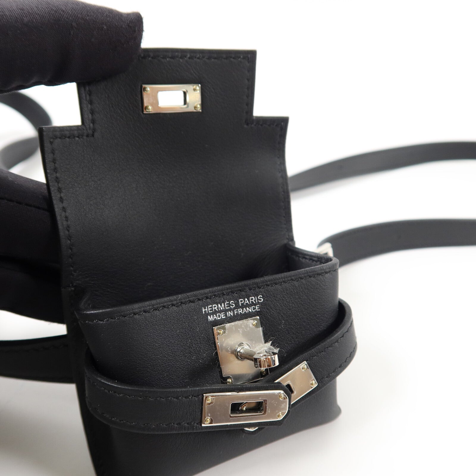 HERMES Swift皮革Kelly Moove肩背袋Noir