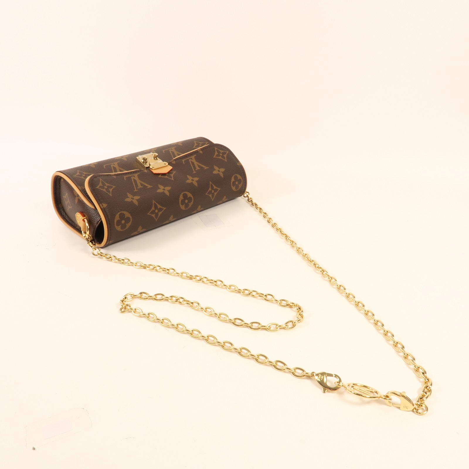 LOUIS VUITTON Monogram Pochette Camille金扣手挽肩背兩用袋