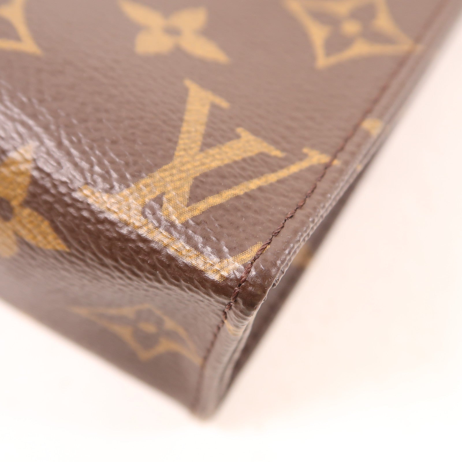 LOUIS VUITTON Monogram Toiletry Pouch 19金扣手拿包棕色
