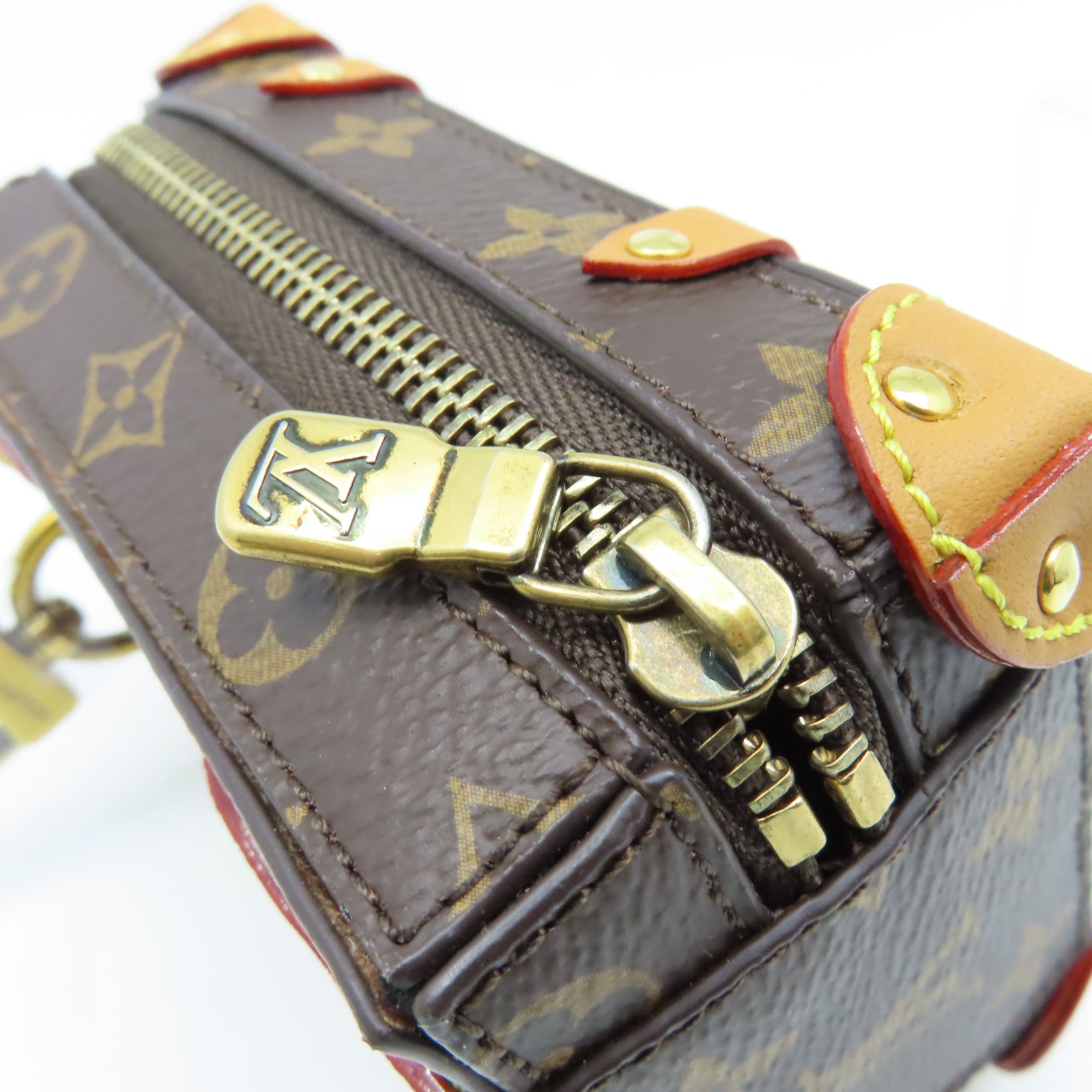 LOUIS VUITTON Monogram Soft Trunk Backpack Bag Charm and Key Holder掛飾啡 Brand Off Hong Kong