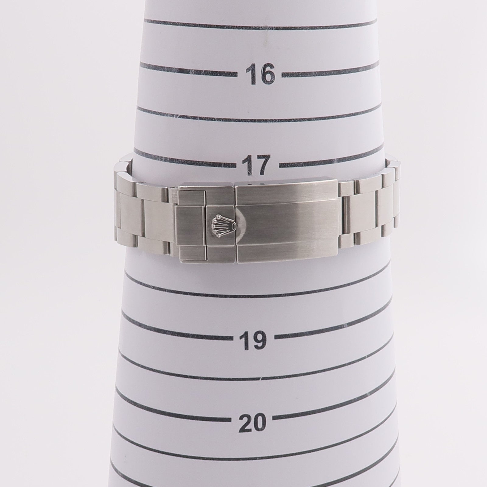 ROLEX Explorer II 216570