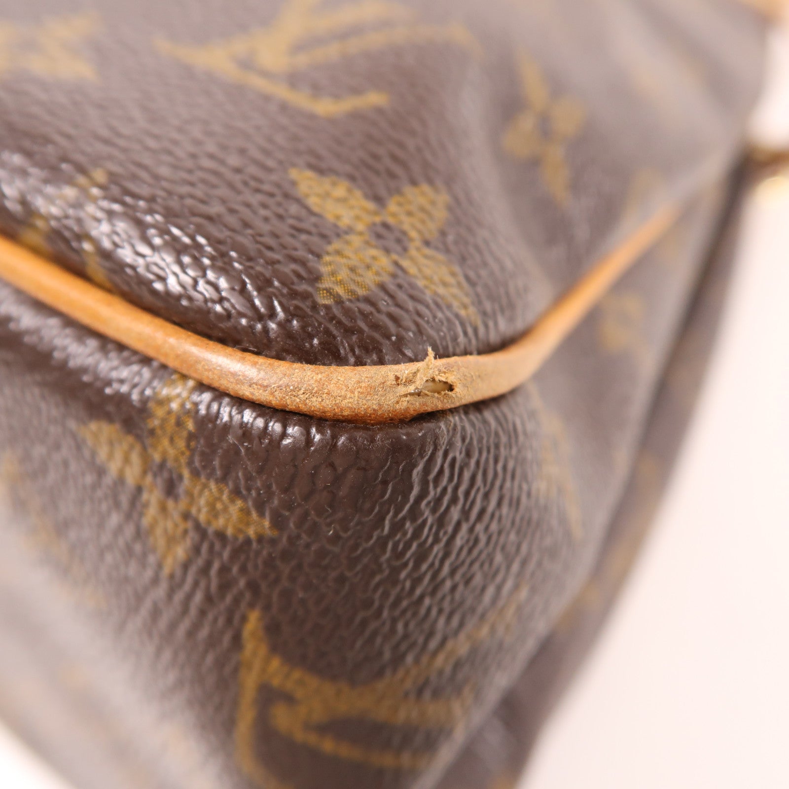 LOUIS VUITTON Monogram Batignolles金扣肩背袋棕色