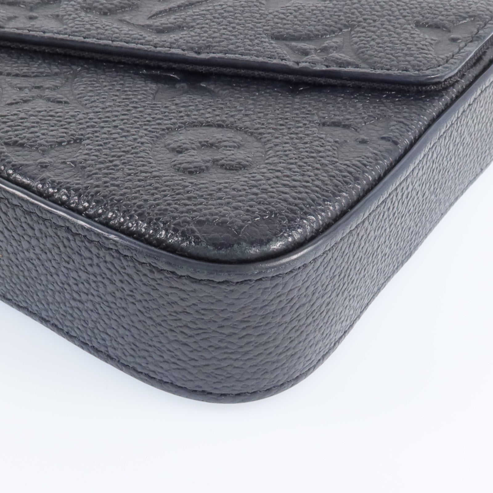 LOUIS VUITTON Monogram Empreinte Felicie Pochette金扣鏈帶肩背袋