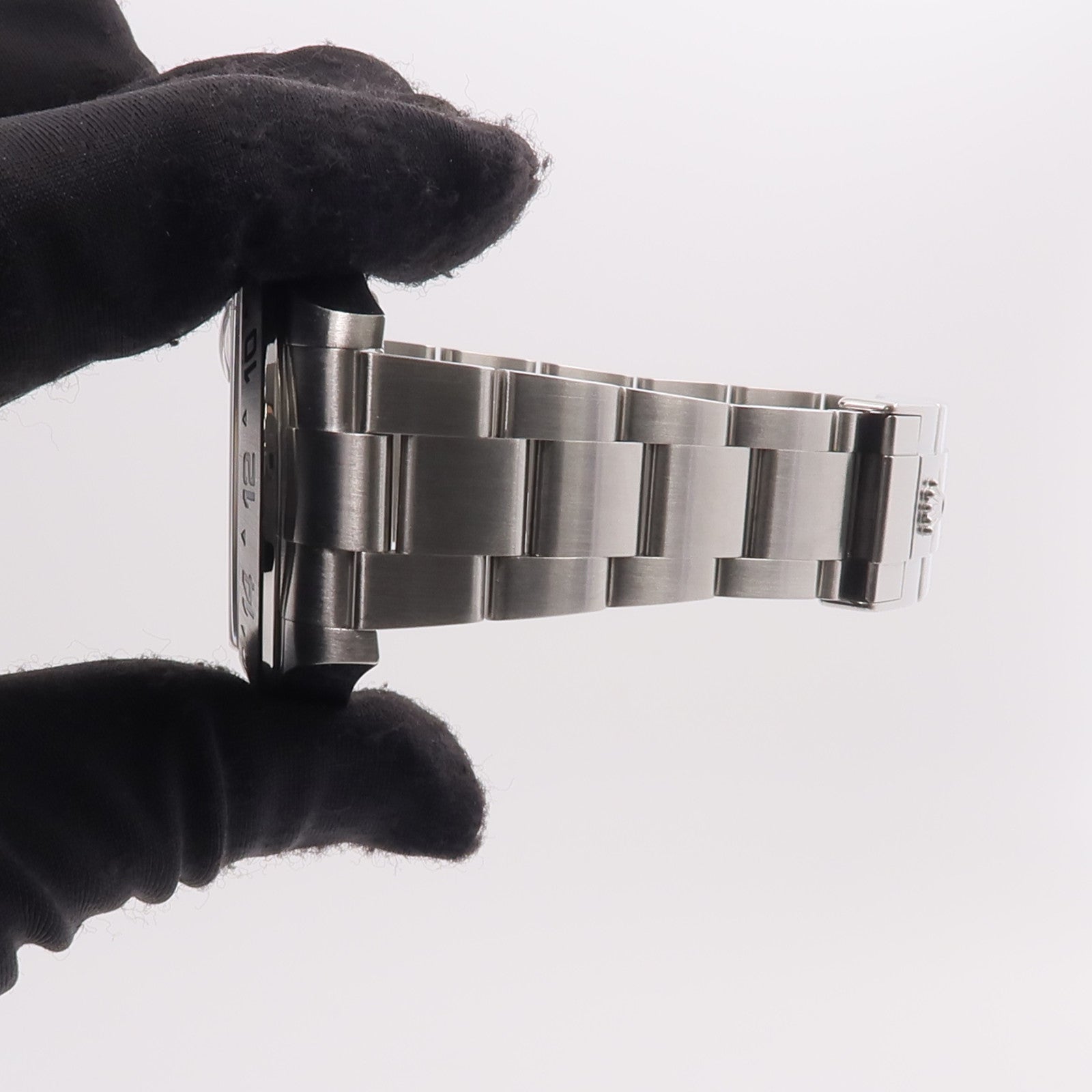 ROLEX Explorer II 216570