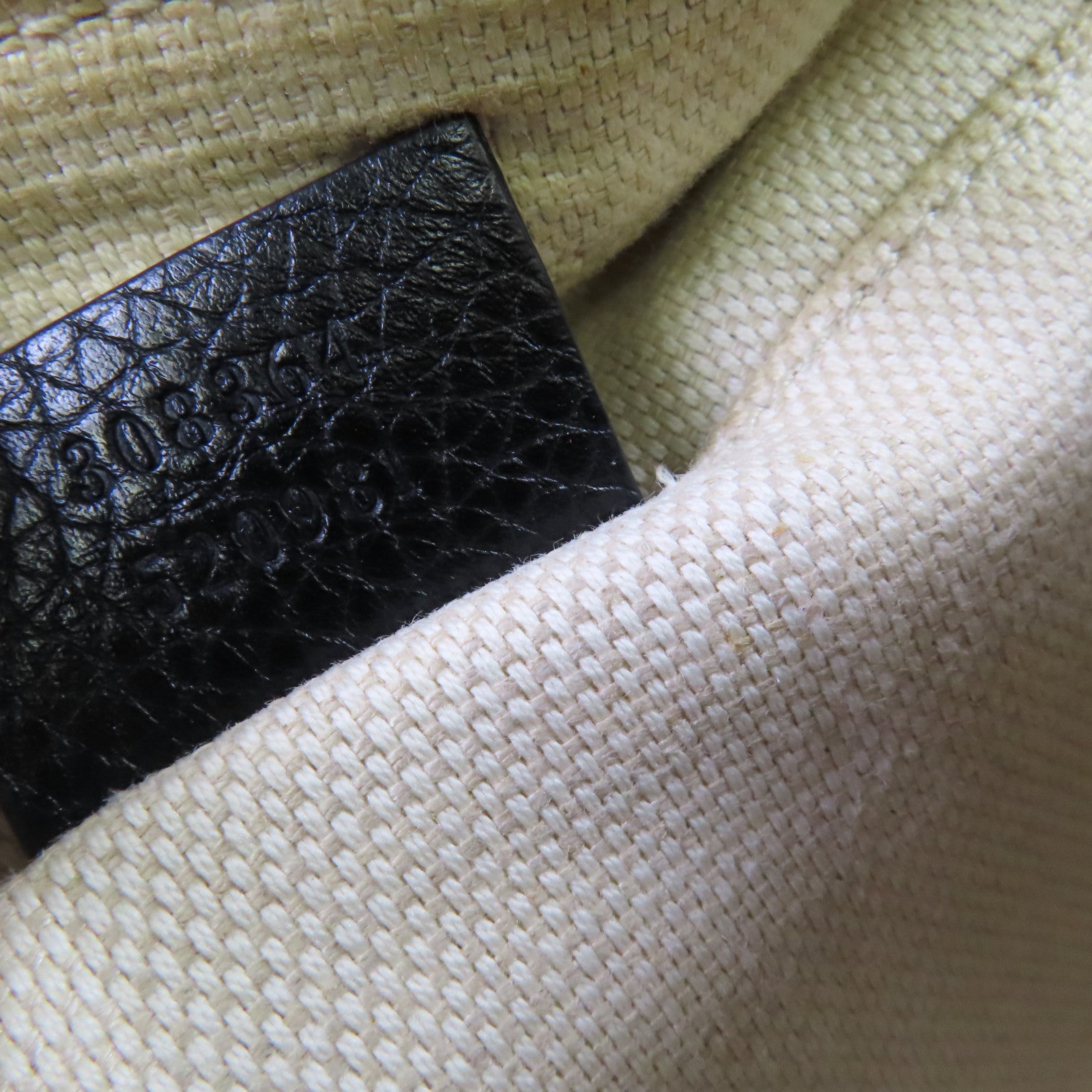 GUCCI 牛皮皮革Soho Small Disco Shoulder Bag金扣肩背袋黑色