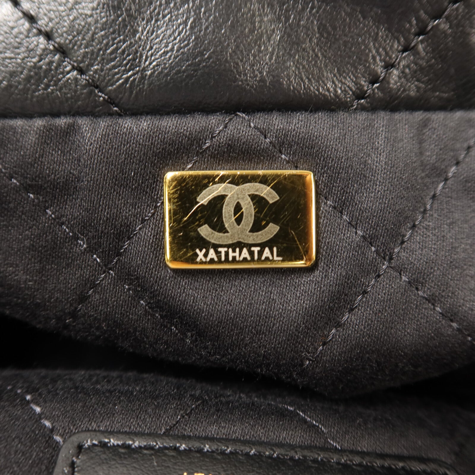 CHANEL 牛皮皮革Chanel 22 Small鏈帶肩背袋