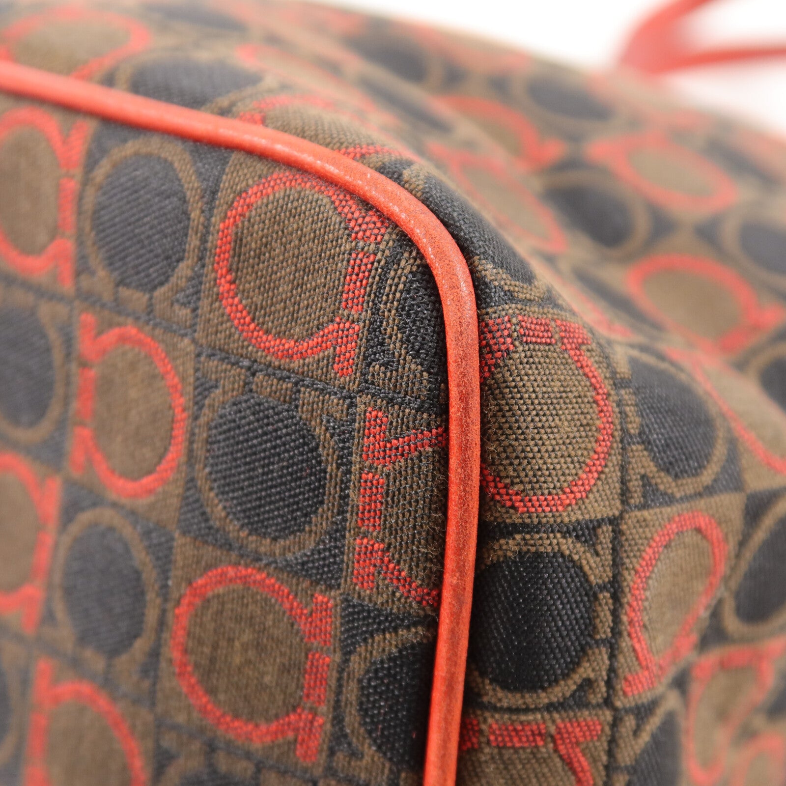 Salvatore Ferragamo 帆布Gancini Tote Bag手挽袋