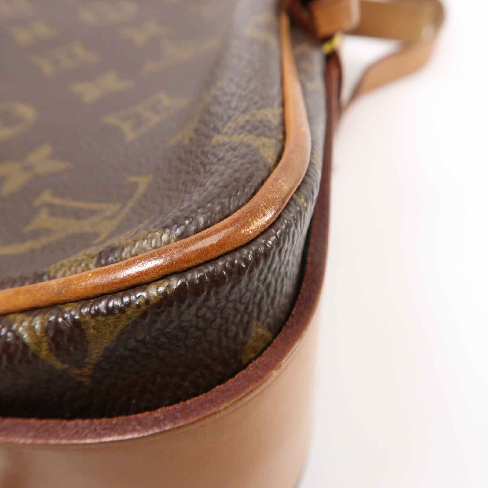LOUIS VUITTON Monogram Cartouchiere MM肩背袋