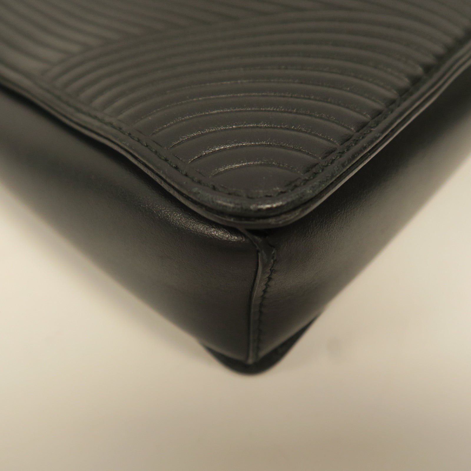 Salvatore Ferragamo 【激減優惠】牛皮皮革Shoulder Bag金扣手挽肩背兩用袋黑色