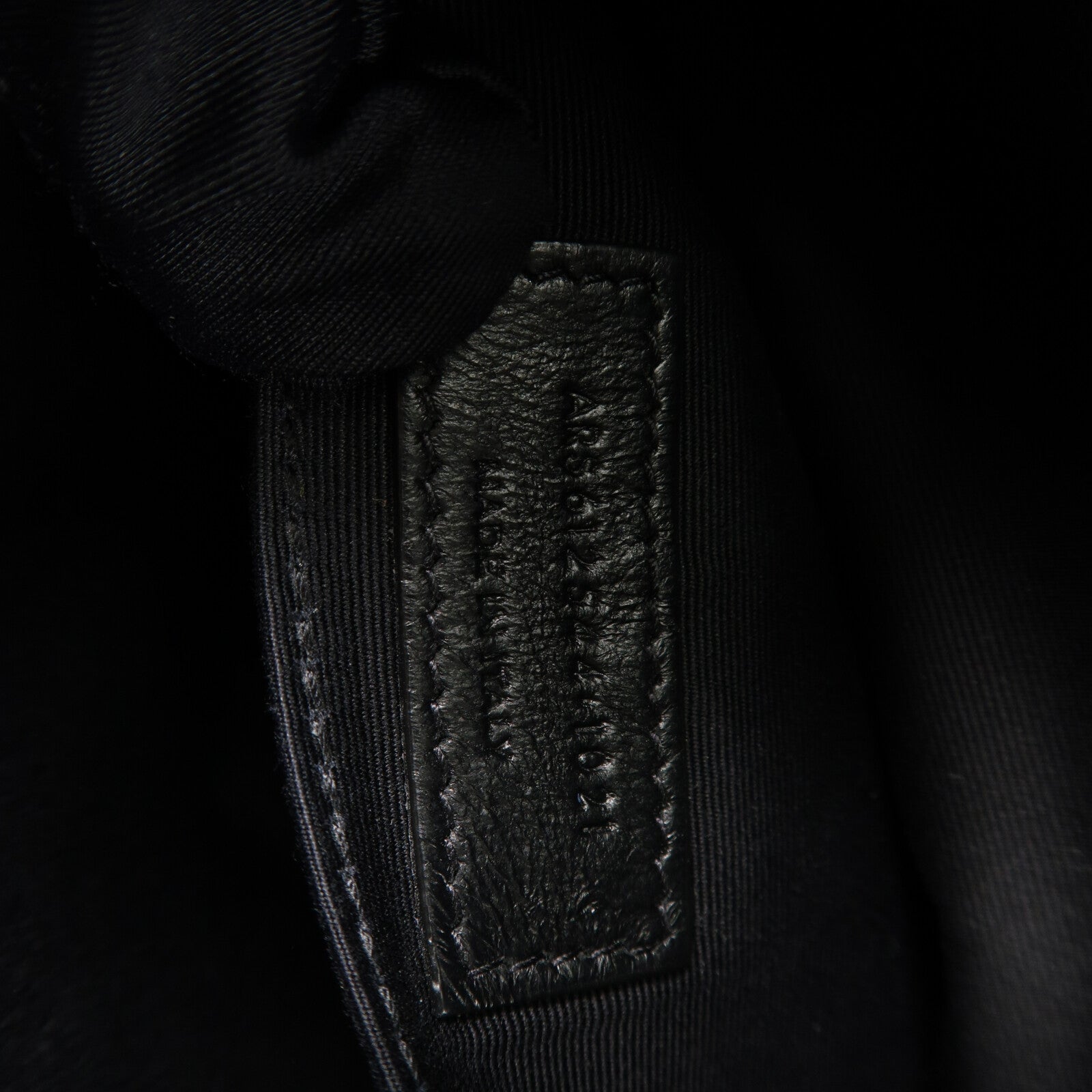 SAINT LAURENT 牛皮皮革Lou Camera肩背袋