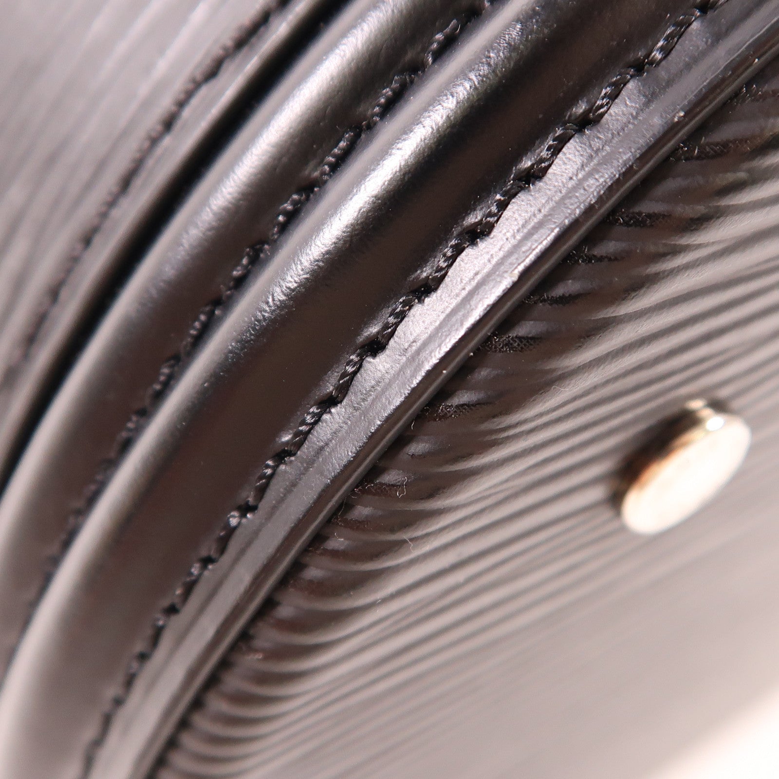 LOUIS VUITTON Epi Cannes銀扣手挽肩背兩用袋