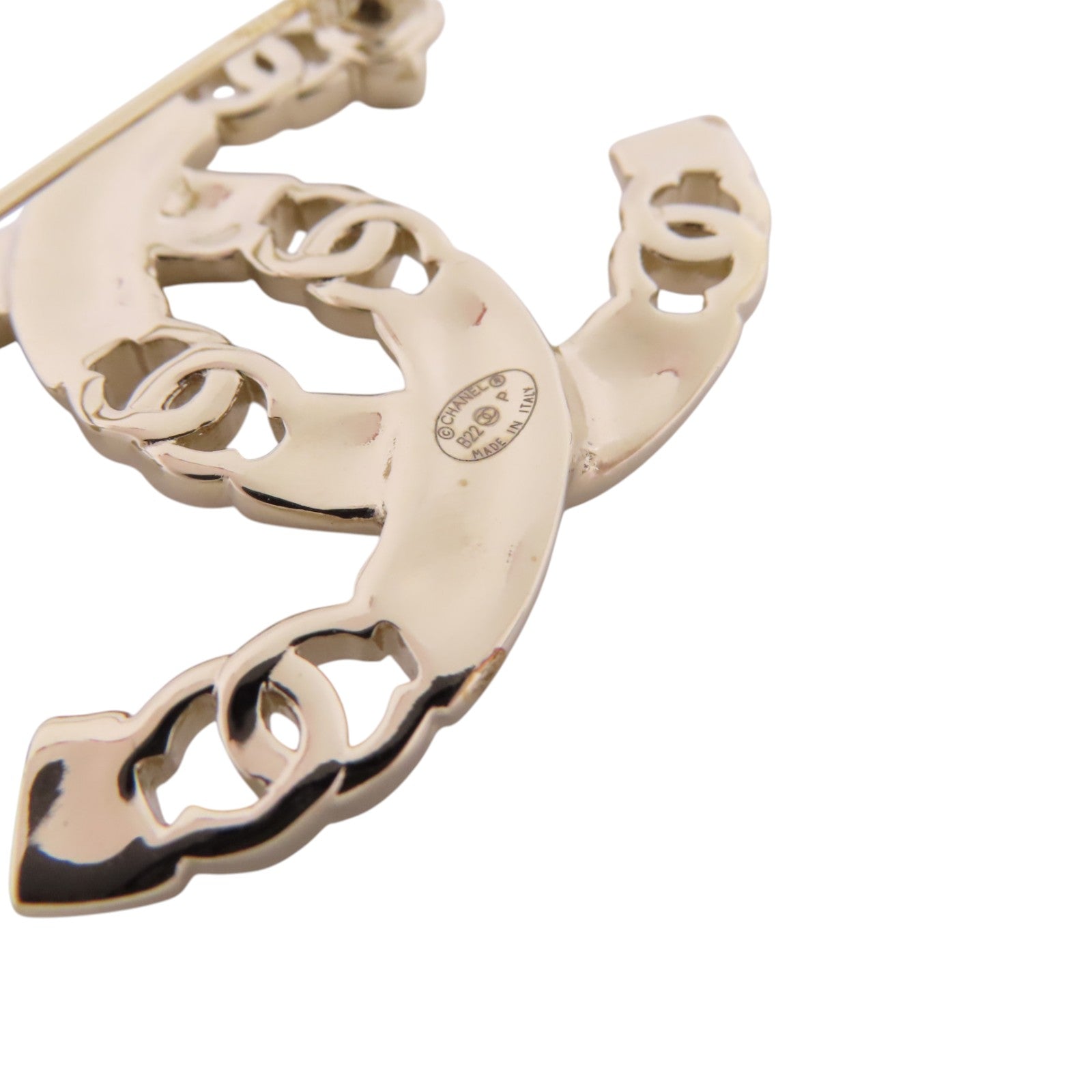 CHANEL 金屬/CC Brooch金扣胸針