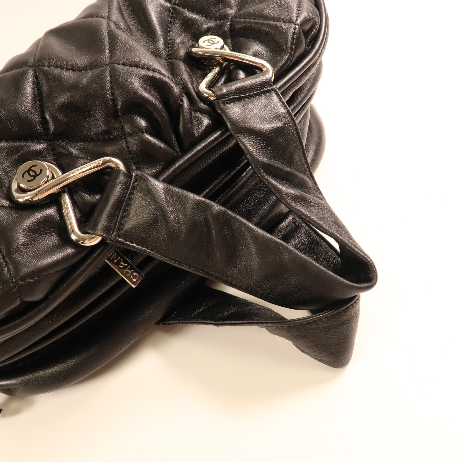 CHANEL 羊皮皮革Shoulder Bag銀扣肩背袋