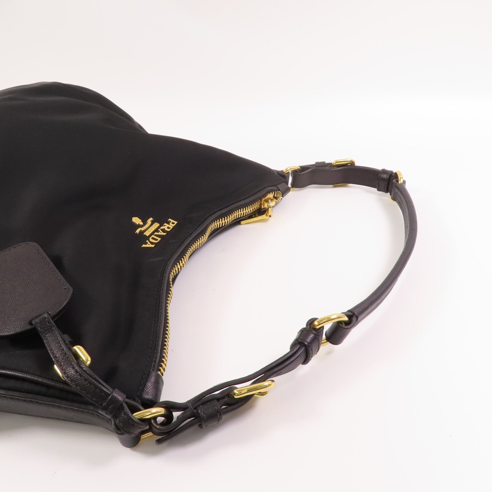 PRADA 尼龍/Saffiano皮革Hobo Bag金扣肩背袋