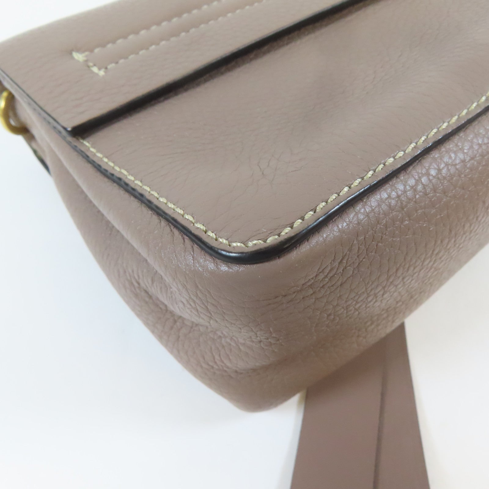 Valentino 牛皮皮革V Ring 2 Way Shoulder Bag金扣手挽肩背兩用袋灰色