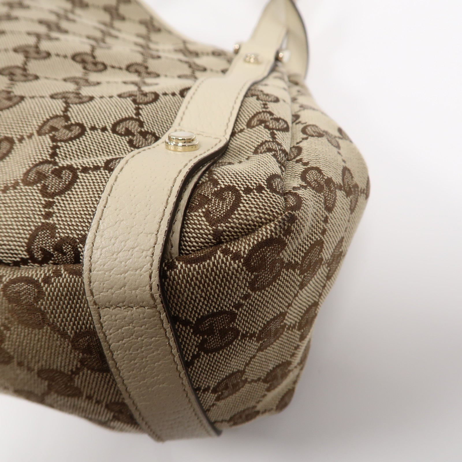 GUCCI 【激減優惠】帆布Abbey Shoulder Bag金扣肩背袋啡色/白色