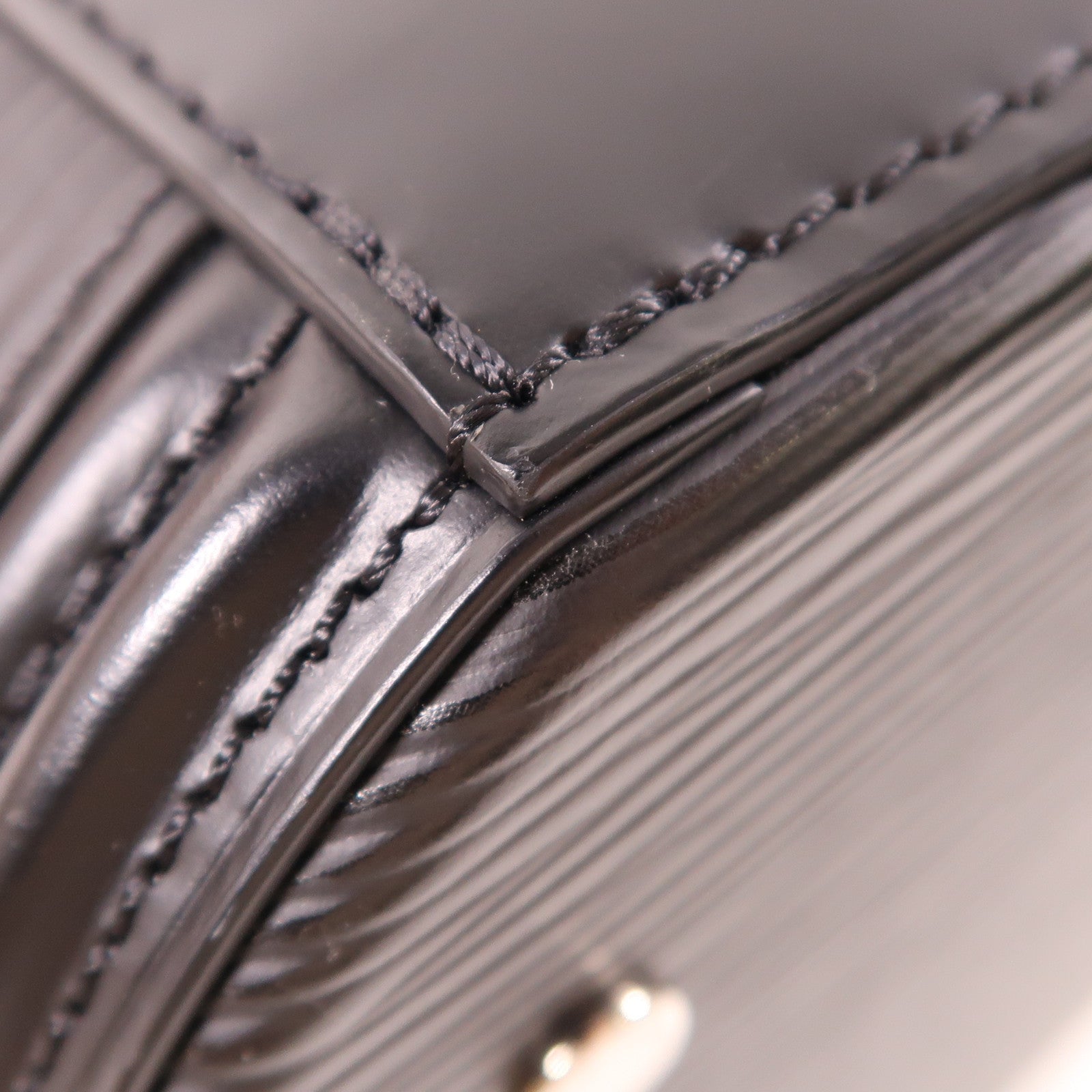 LOUIS VUITTON Epi Cannes銀扣手挽肩背兩用袋