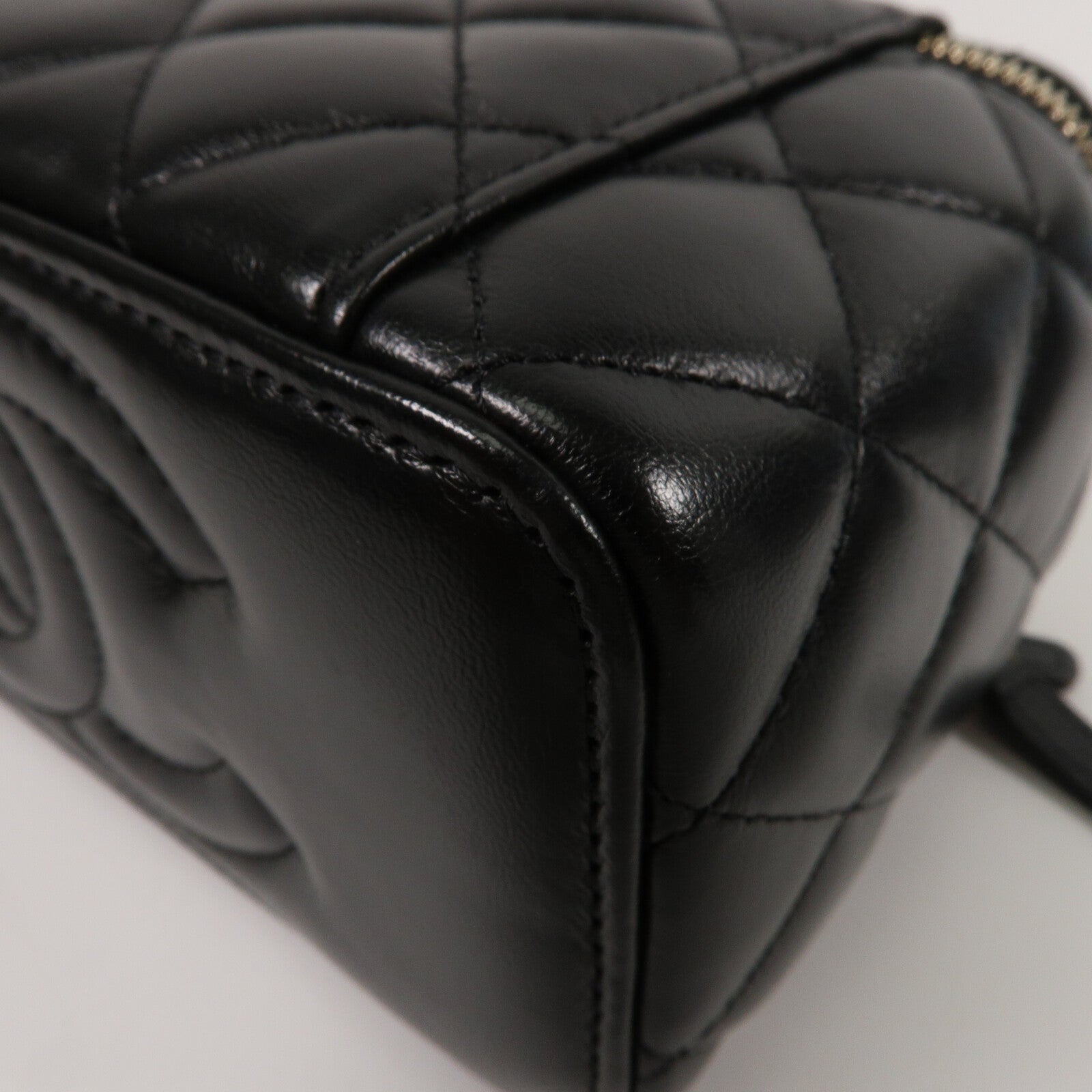 CHANEL 羊皮皮革Vanity Case鏈帶肩背袋