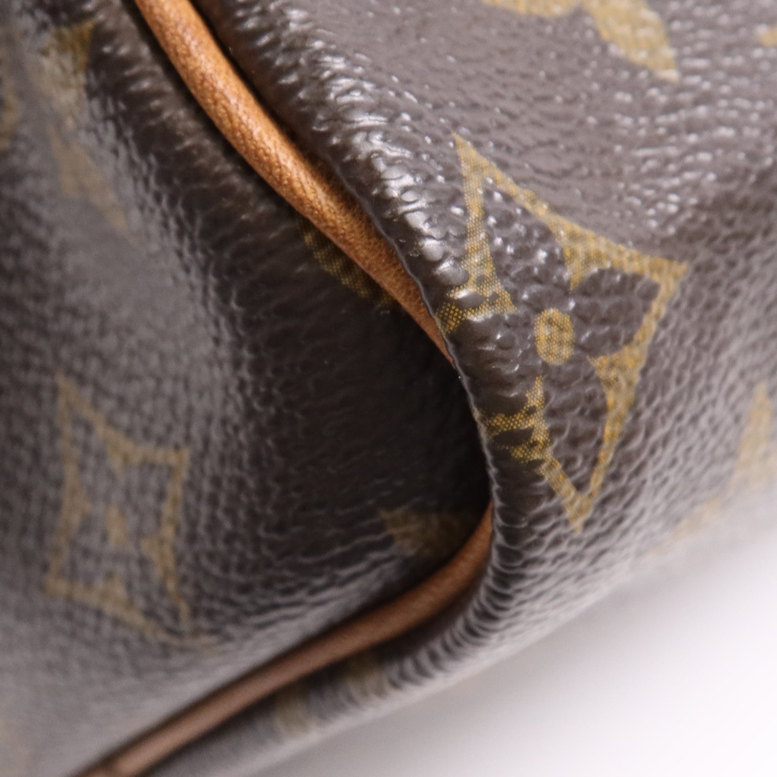 LOUIS VUITTON Monogram Speedy 25金扣手挽袋