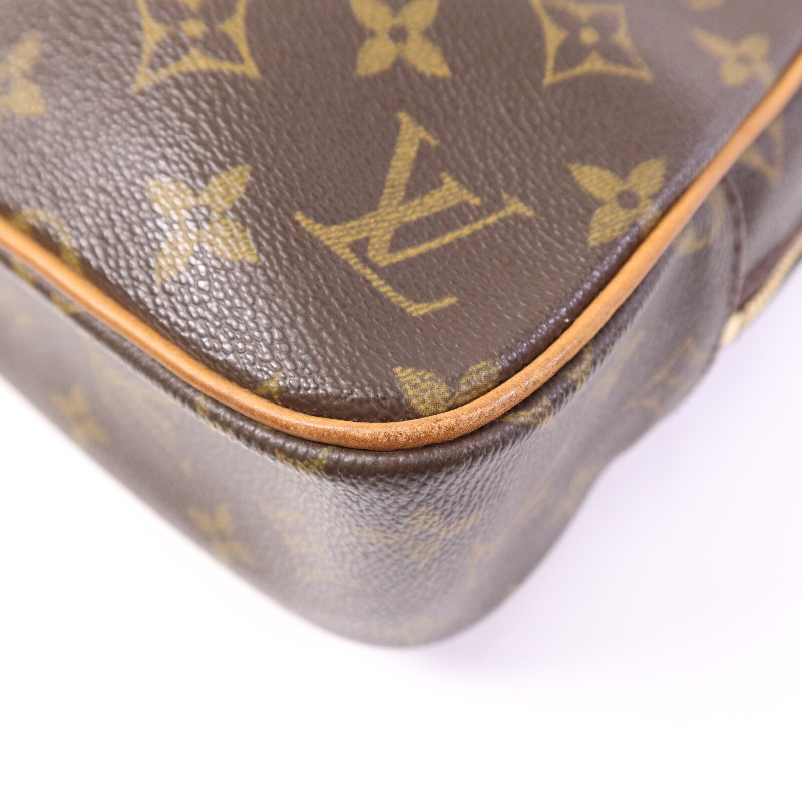 LOUIS VUITTON Monogram Porte Documents Pegase金扣手挽袋