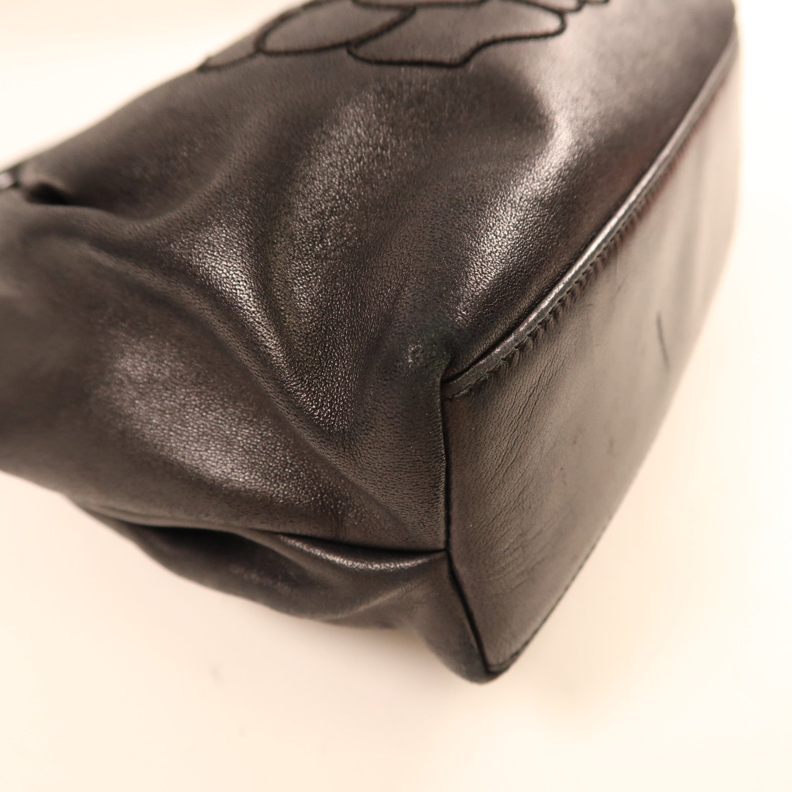 CHANEL 羊皮皮革Hand Bag金扣手挽袋黑色