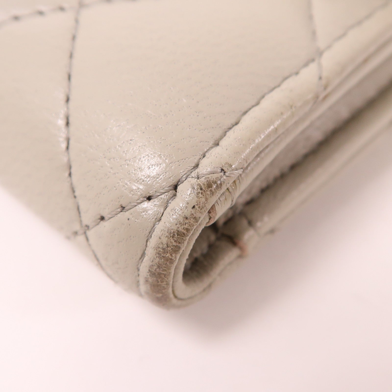 CHANEL 羊皮皮革Wallet金扣錢包