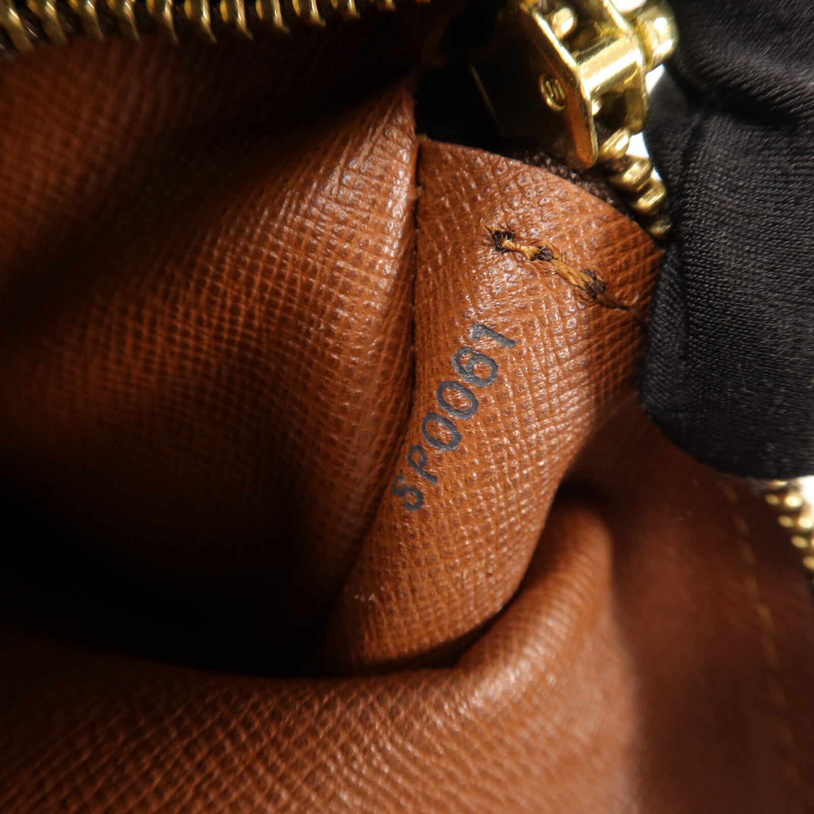LOUIS VUITTON Monogram Papillon PM手挽袋