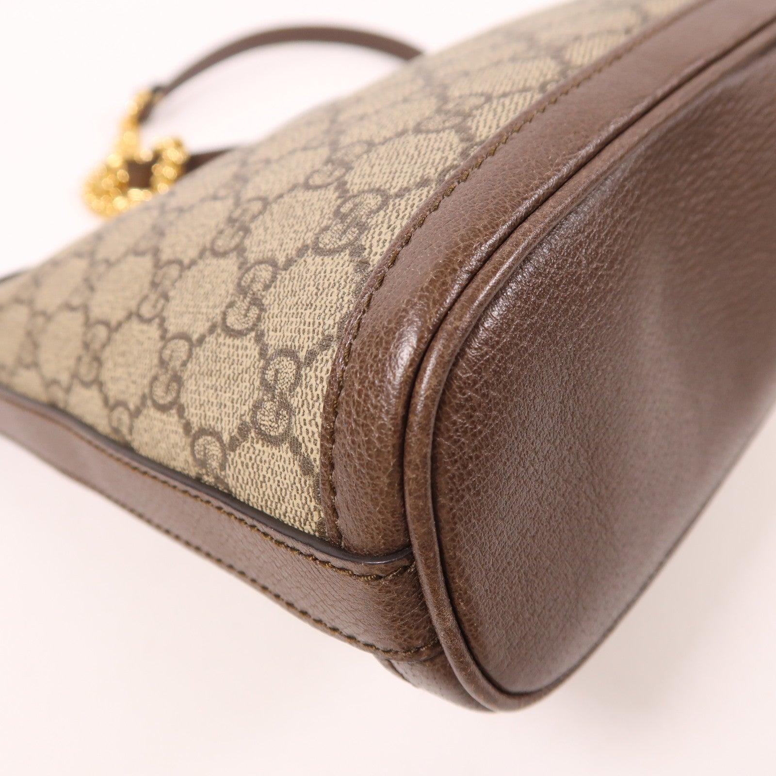 GUCCI 塗層帆布Chain Shoulder鏈帶肩背袋