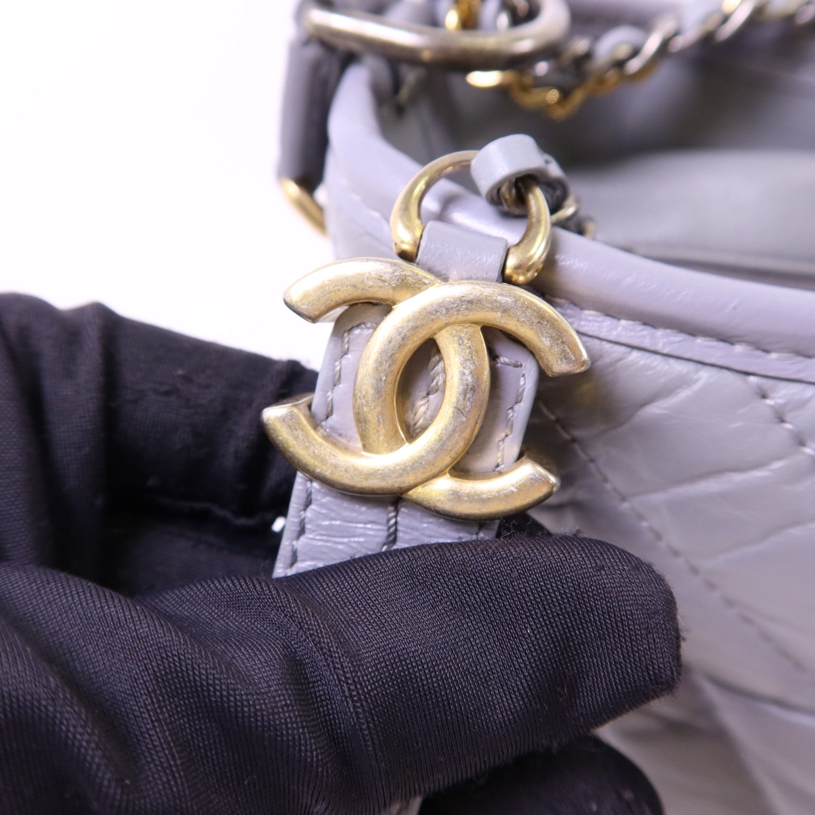 CHANEL 牛皮皮革Gabrielle Large鏈帶肩背袋