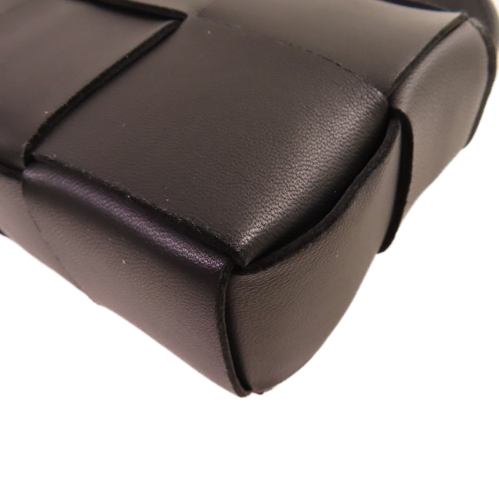 BOTTEGA VENETA 皮革Candy Cassette Shoulder Bag肩背袋黑色