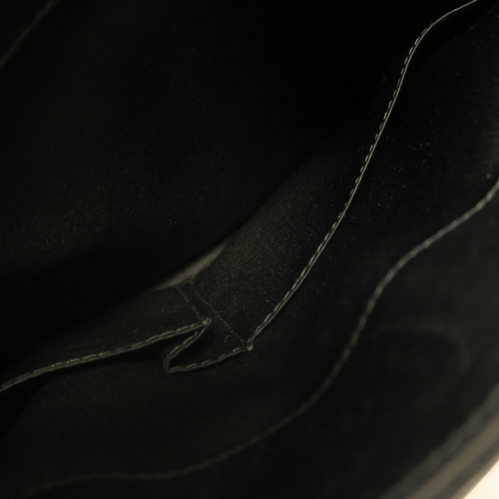 Salvatore Ferragamo 【激減優惠】牛皮皮革Shoulder Bag金扣手挽肩背兩用袋黑色
