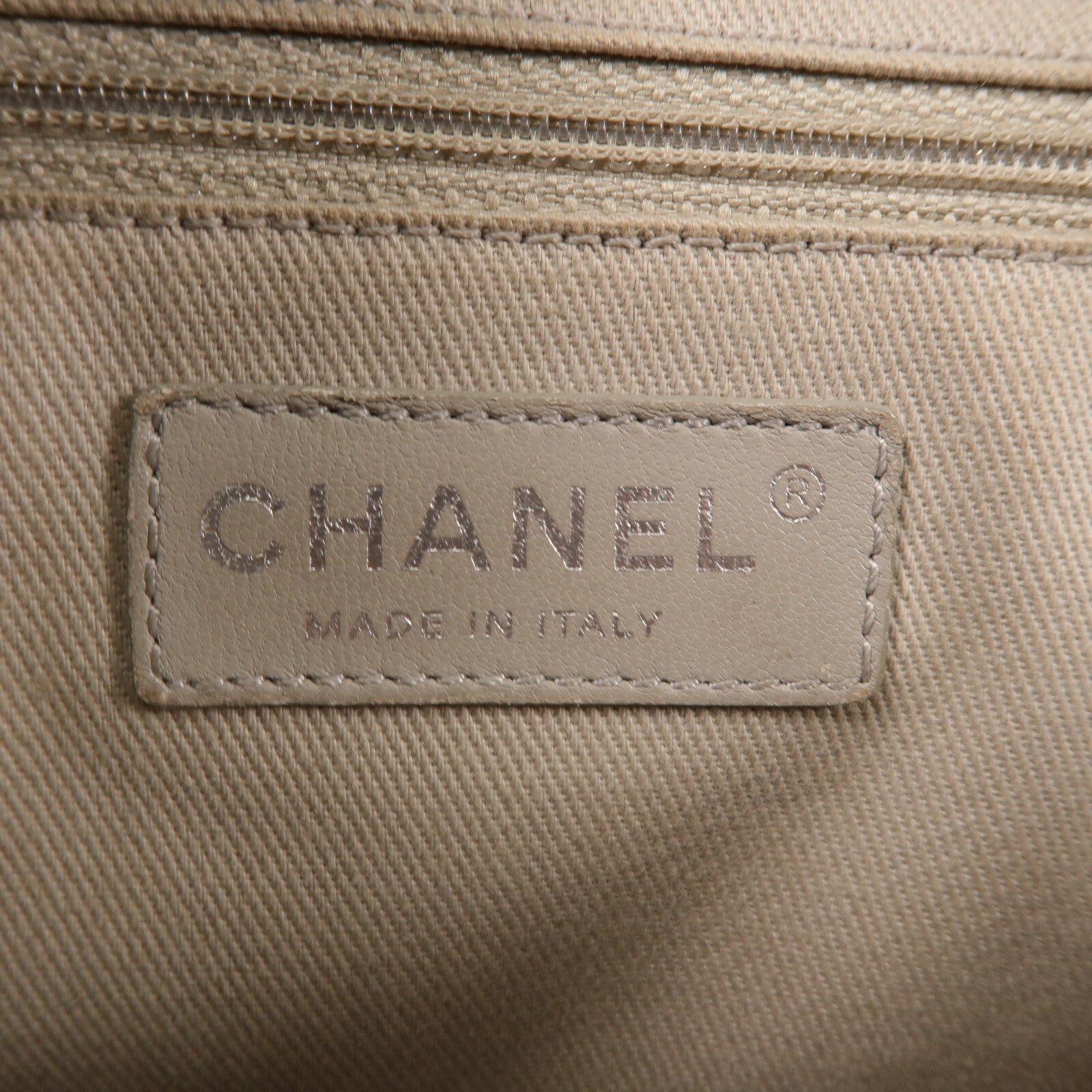 CHANEL 牛皮皮革Chain Shoulder鏈帶肩背袋
