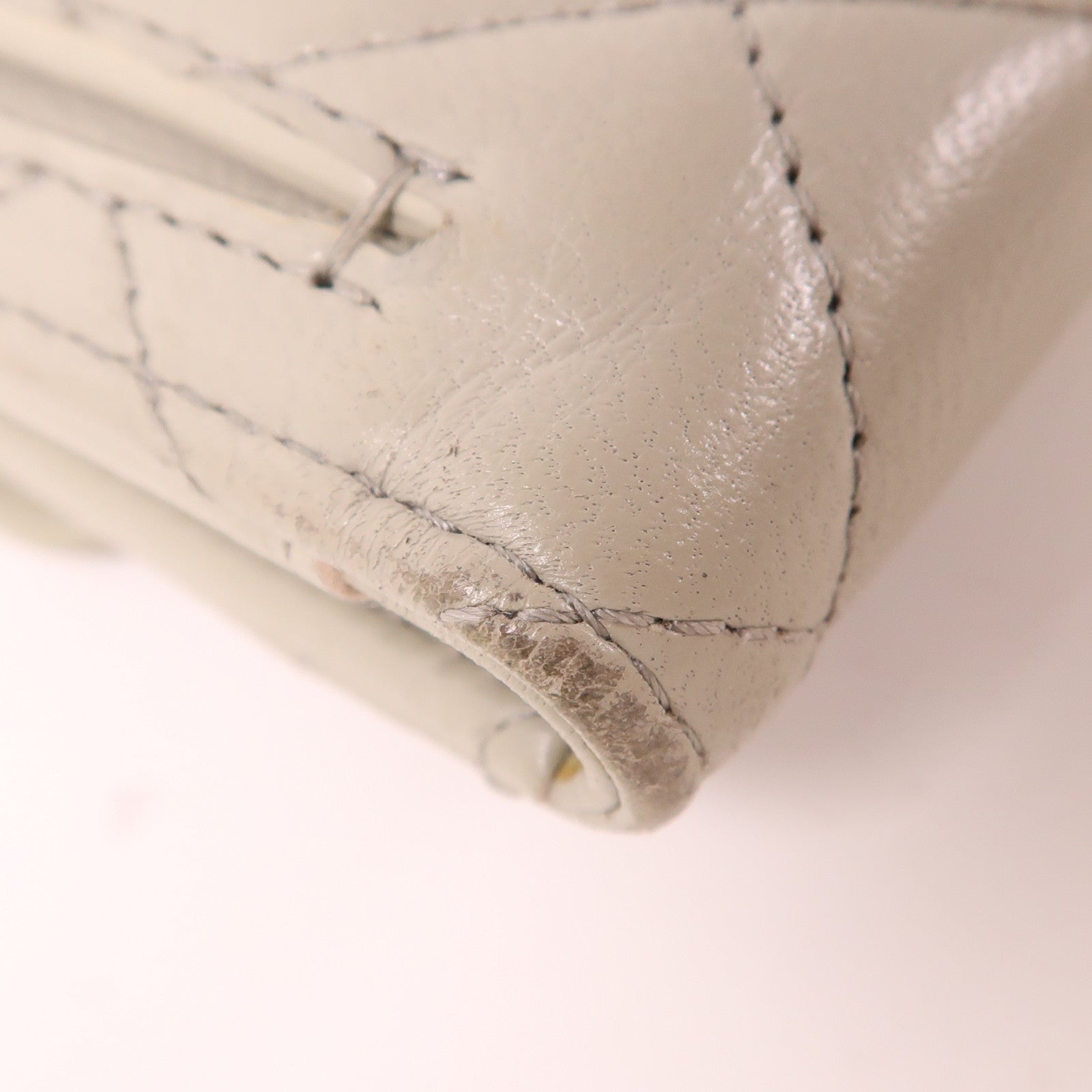 CHANEL 羊皮皮革Wallet金扣錢包