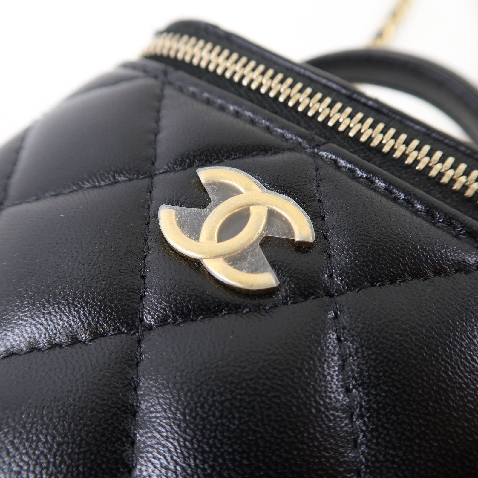 CHANEL 菱格羊皮皮革Vanity Case金扣鏈帶肩背袋黑色