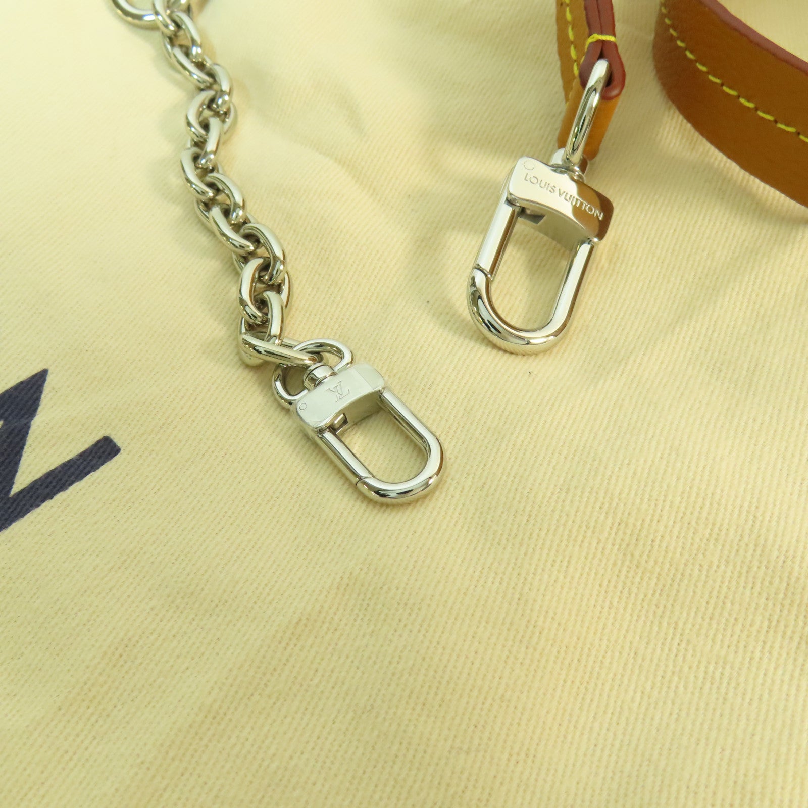 LOUIS VUITTON 【激減優惠】Epi Marelle Tote MM銀扣手挽肩背兩用袋