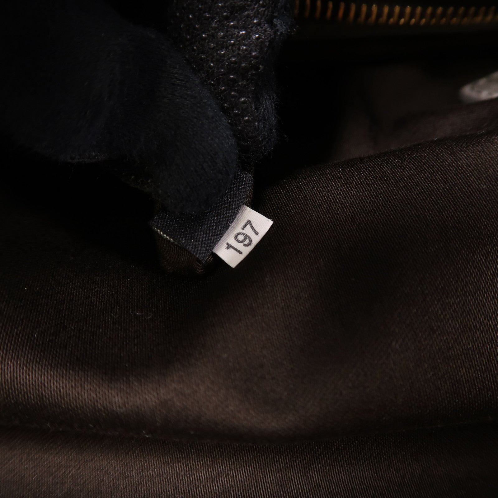 Miu Miu 牛皮皮革2 Way Shoulder金扣手挽肩背兩用袋